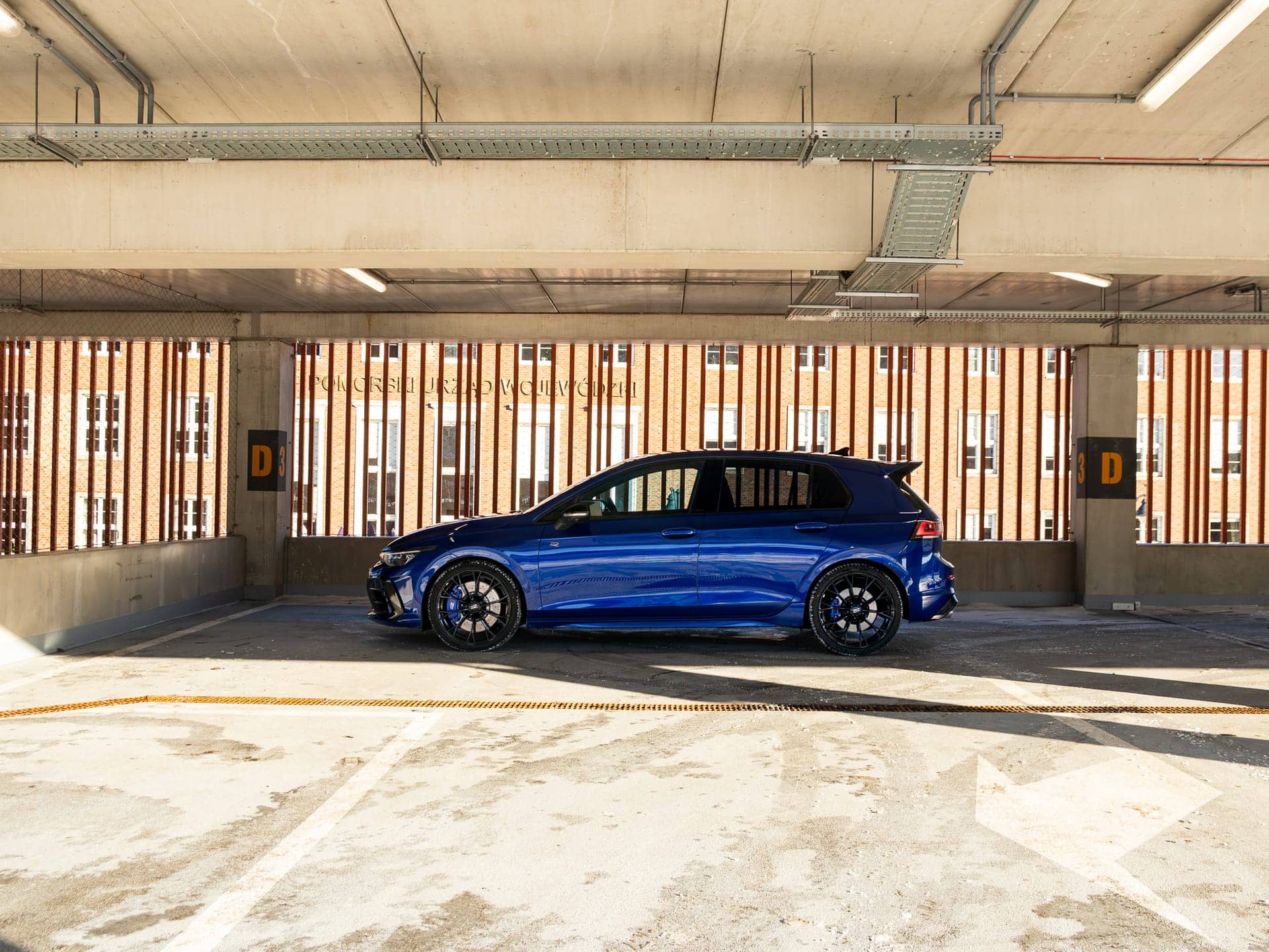 Wynajem Volkswagen Golf 8.5R Perfomance Gdańsk — Volkswagen